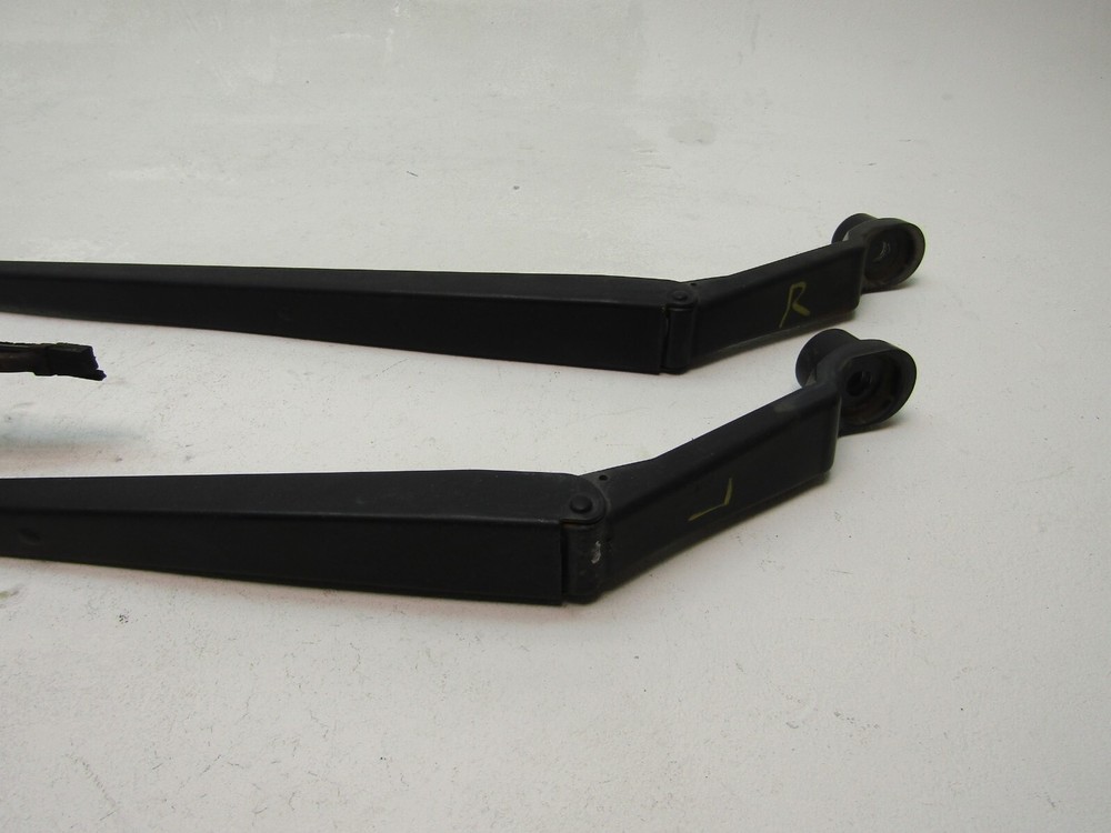Wiper Arm Set Mazda5 2006 2015 2.3L Driver Passenger Side Front Windshield OEM