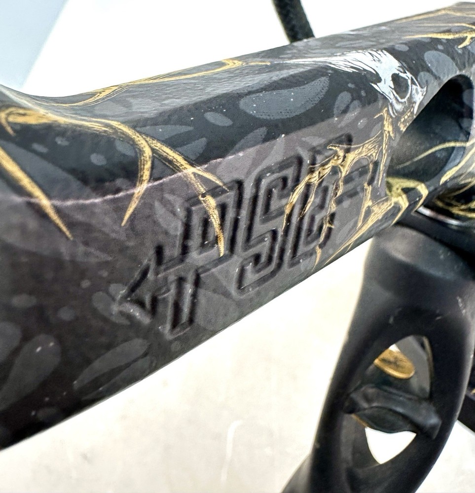 Compound Bow PSE Evolve