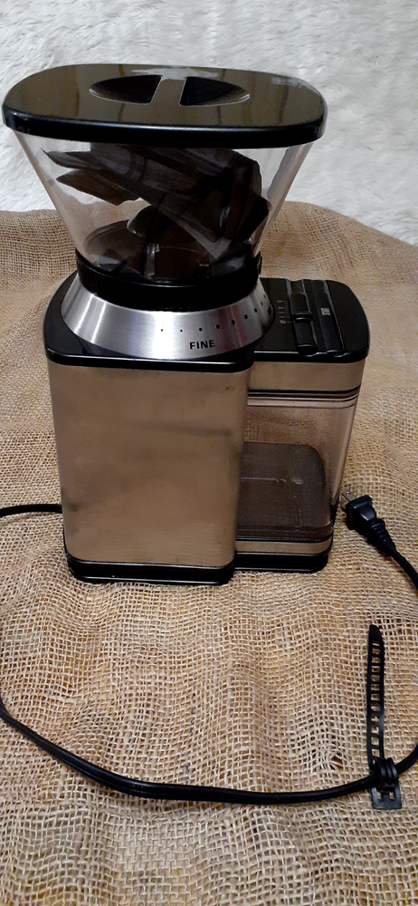 Cuisinart Supreme Grind Automatic Burr Mill FREE S/H