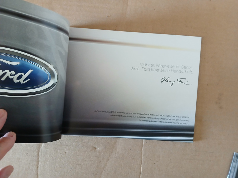 2017 FORD MUSTANG BROCHURE ORIGINAL! GERMAN LANGUAGE 62 PAGES MINT!