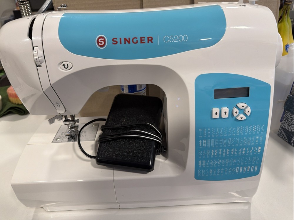 Singer C5200 Computerized 80 Stitch Sewing Machine