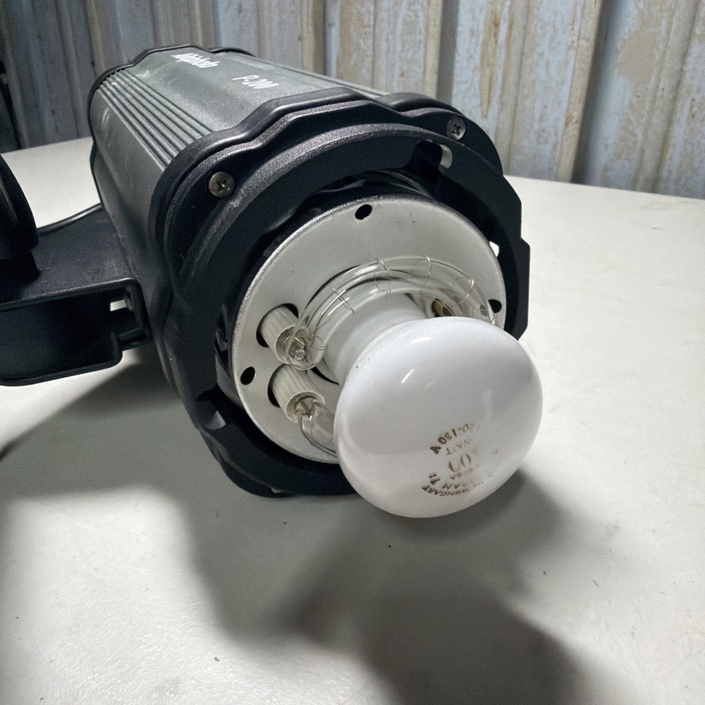 AIKIPHOTO P-200 Photo / Video Light Source Tested/Works