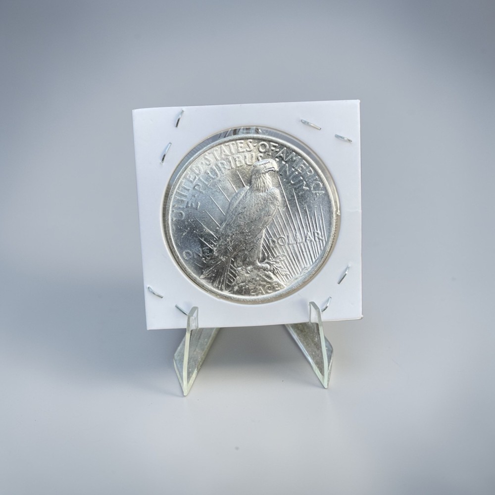 1922 $1 Peace Silver Dollar - Beautiful Coin