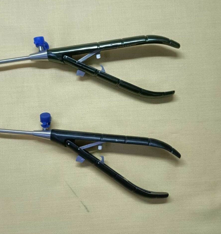 2pc Laparoscopic Needle Holder Curved Jaw 5mm Black Handle Reusable Instruments