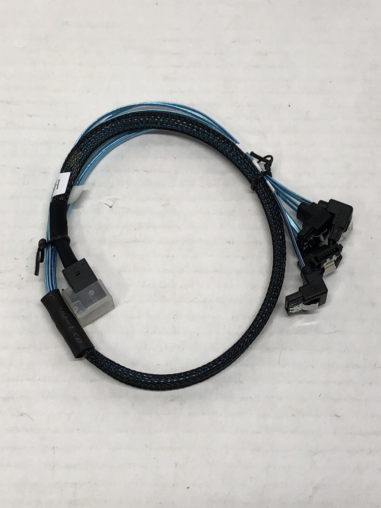 Internal HD mini SAS Brand New CS0057