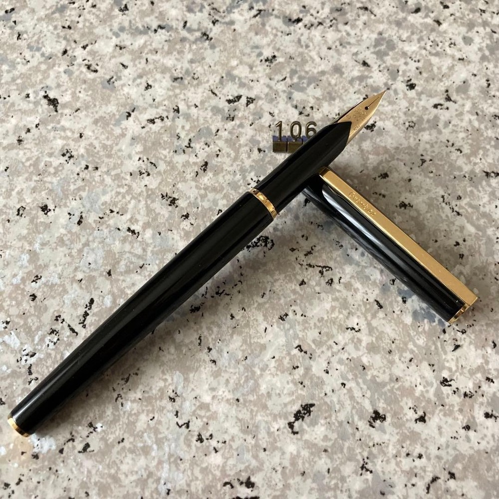 #106 Overhauled PILOT Grandy Lacquer 14k