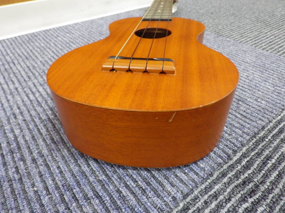 [Famous] Famous Ukulele FS-1