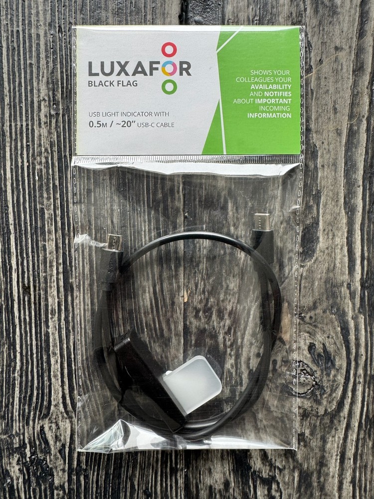 Luxafor Black Flag USB LED Indicator – 0.5m / 20” USB-C (Black) NEW