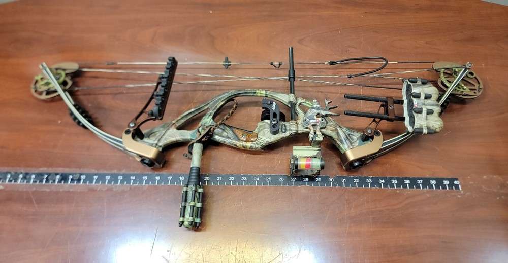 Hoyt Ultramag XT 2000 Compound Bow 27" 60# Draw