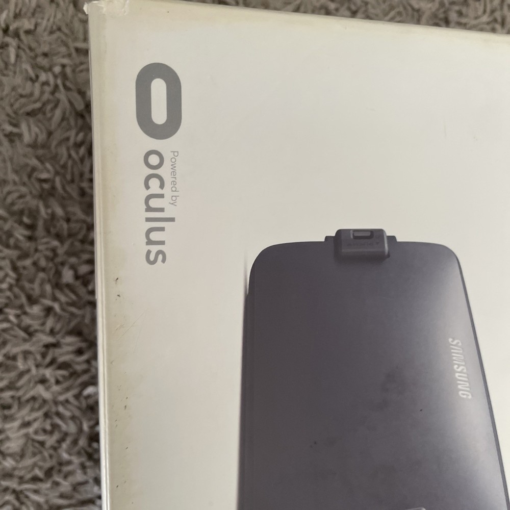 samsung gear VR oculus . Open Box New
