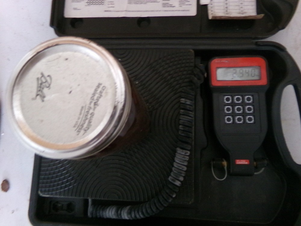 ZORO 5PWF7 PROGRAMMABLE REFRIGERANT SCALE