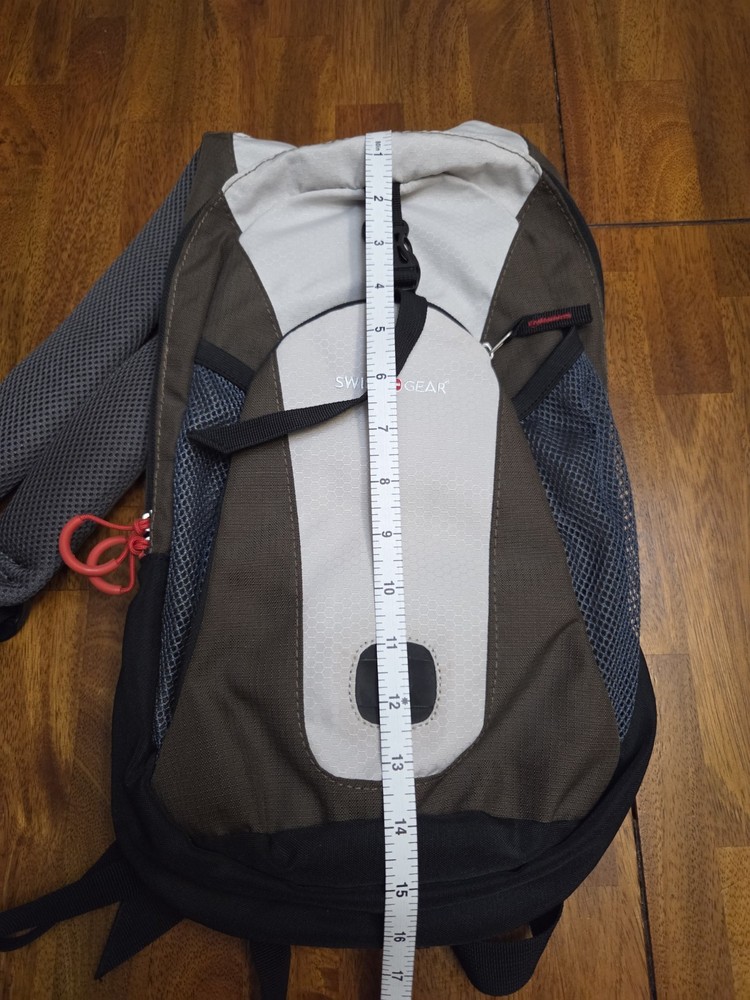 Swiss Gear Middle Fork Hydration Pack CP109 (W/O Bladder) EUC