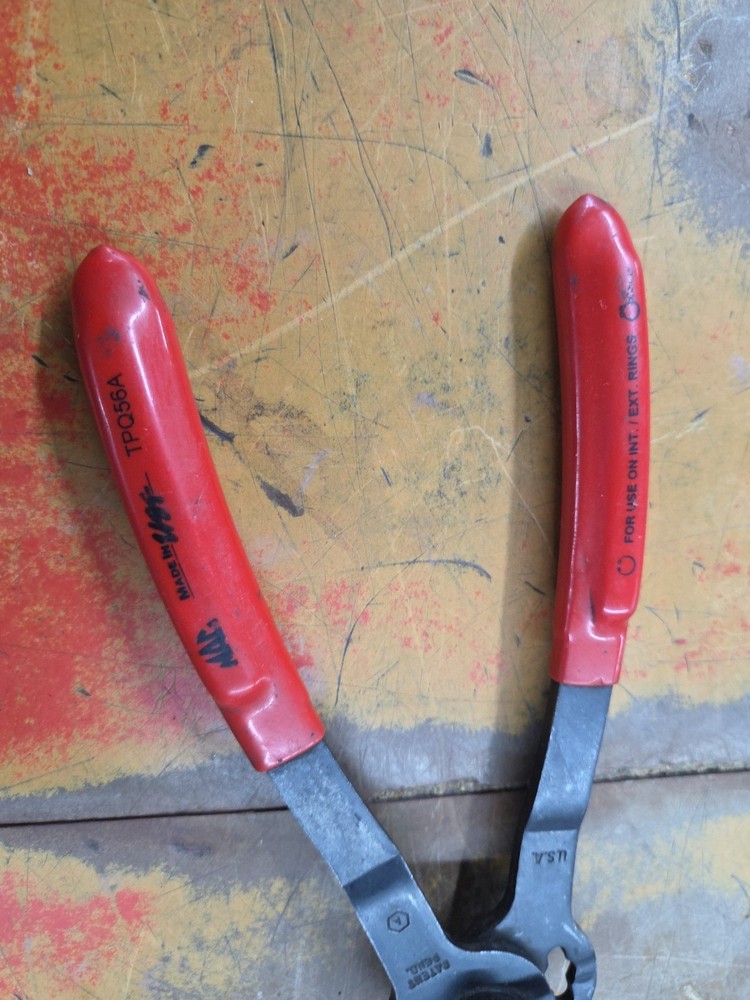MAC TOOLS ADJUSTABLE SNAP RING PLIERS INTERNAL & EXTERNAL RETAINING TPQ56A USA
