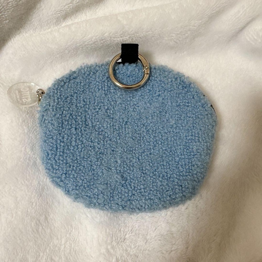 Stitch Pouch