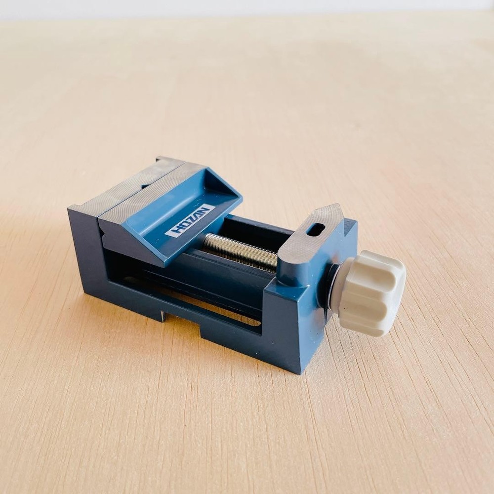 Hozan Mini Vise K-24