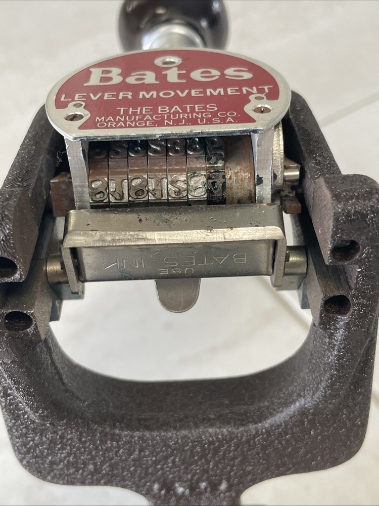 VNTG BATES NUMBERING MACHINE STANDARD MOVEMENT 7 WHEELS STYLE E W/CAST IRON BASE