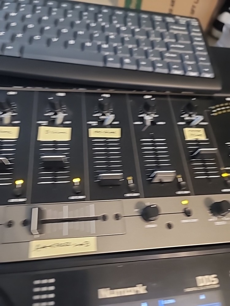 Vintage Numark Professional Dj Mixer C2-DMC 2 Software controller Pro-Case