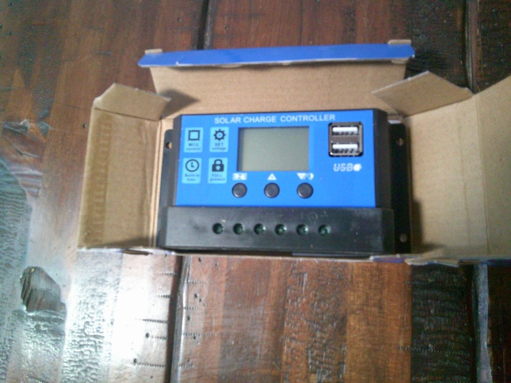 USB Output Solar Panel Controller, 20A 12V/24V Solar Panel Controller LCD