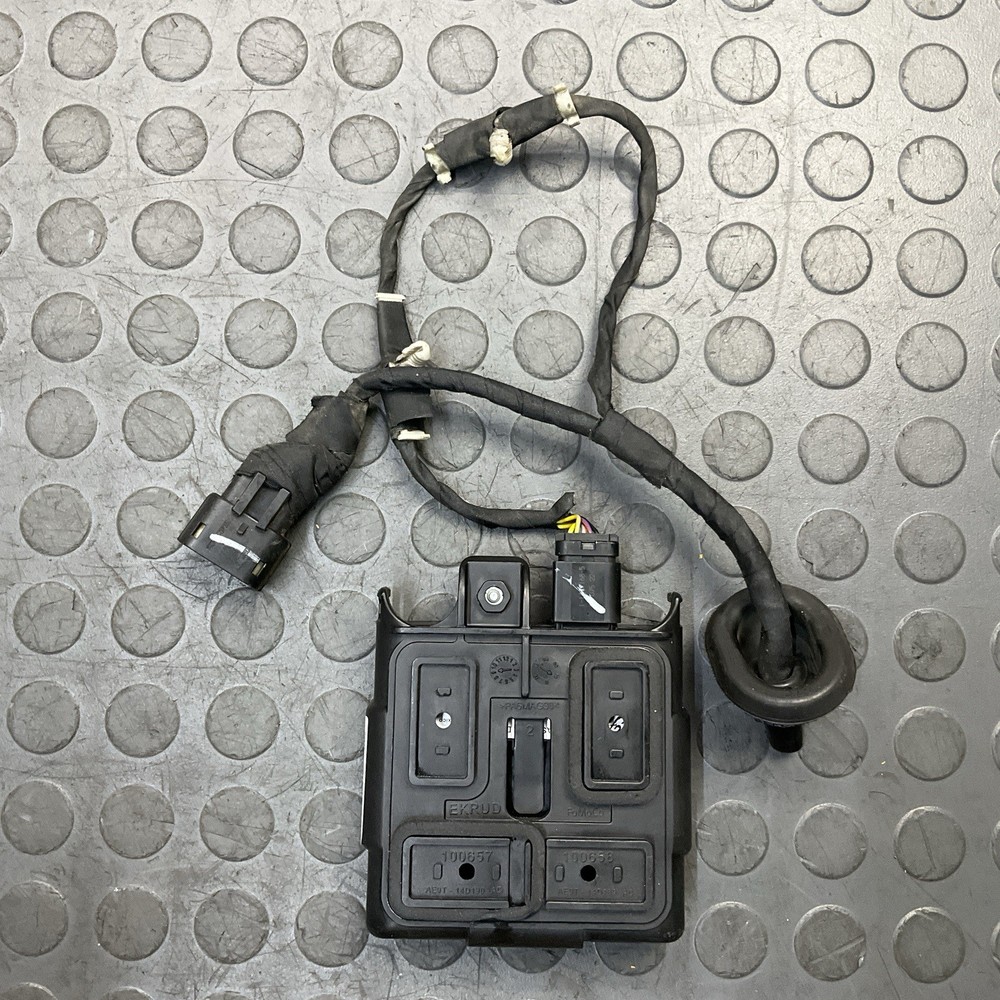 2010-2012 Ford Taurus Rear Left Side Blind Spot Radar Module Sensor OEM