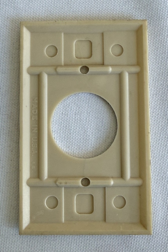 Vintage Ivory Electrical Wall Switch Plate