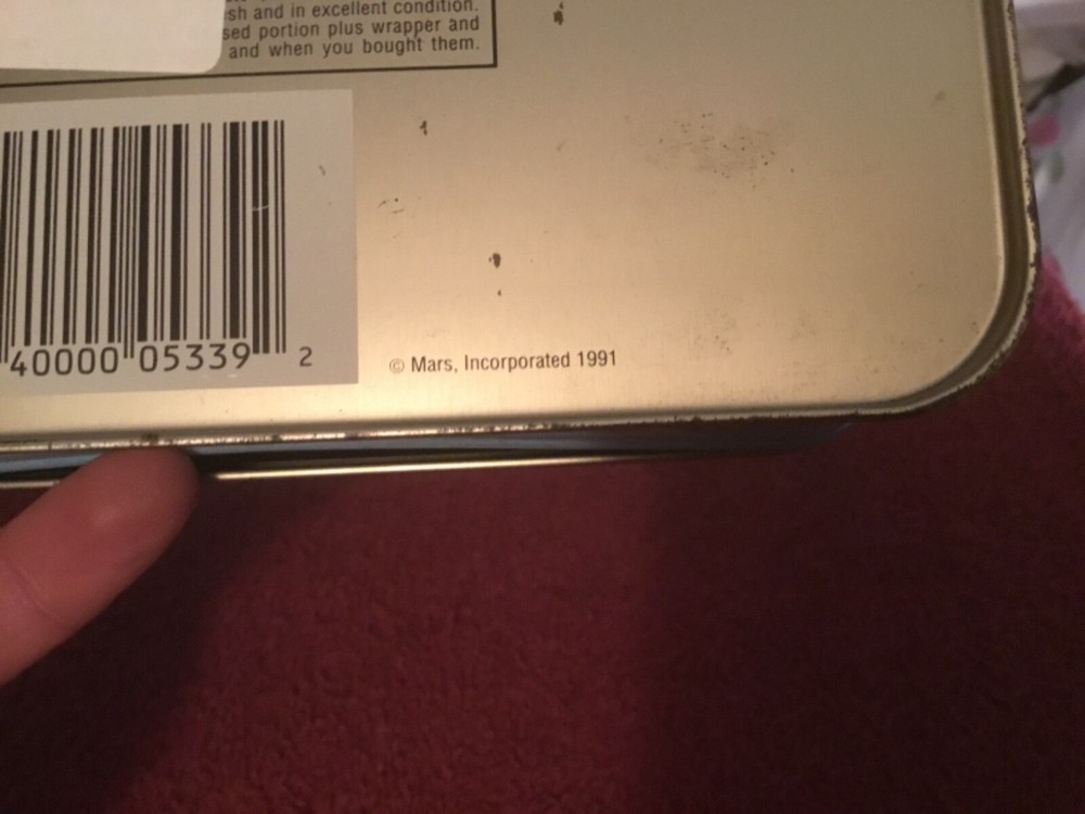 M & M's Holidays 1991 Metal Tin