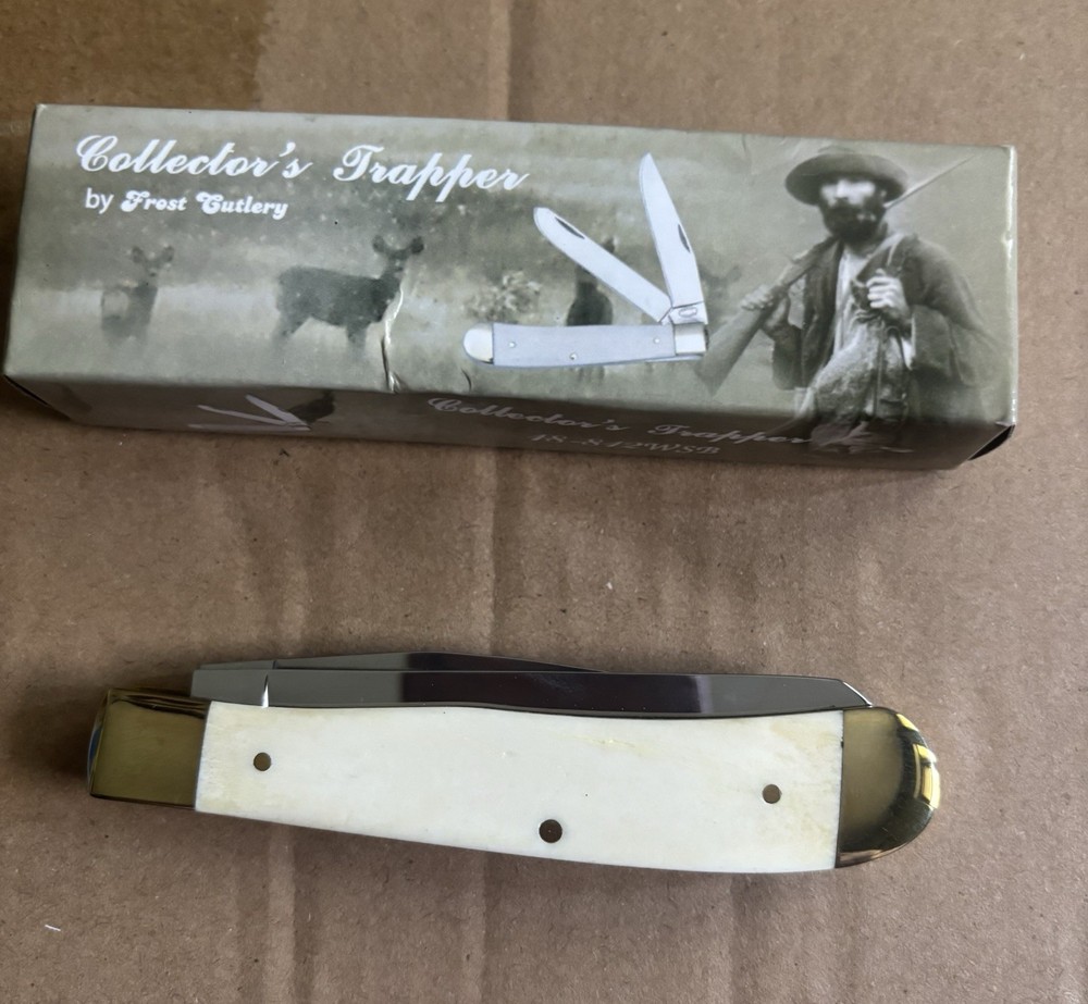 FROST TRAPPER POCKET KNIFE LOT 2