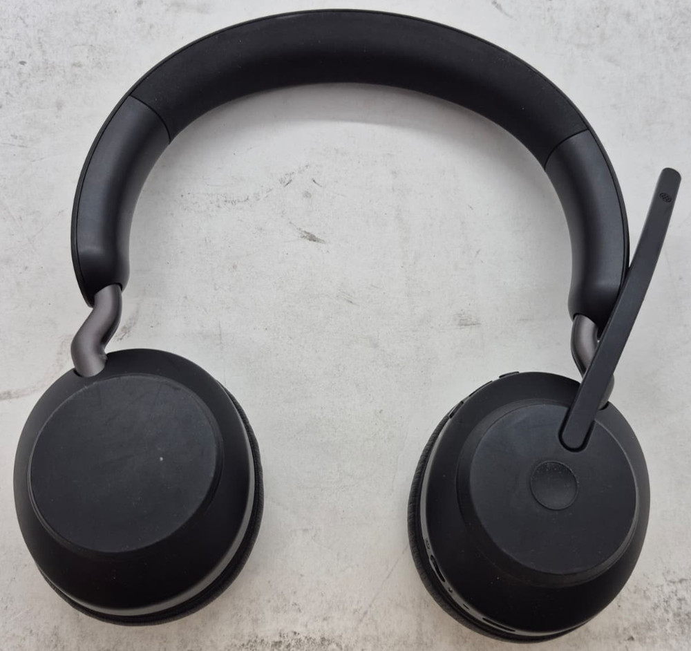 Jabra Evolve2 65 Wireless Headset W/ Desk stand