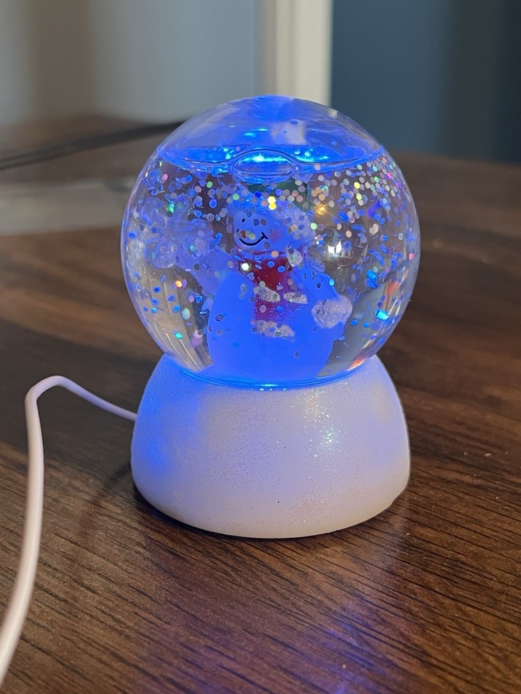 Mulit-colored Snowman SnowGlobe 3 Inches LED Lights