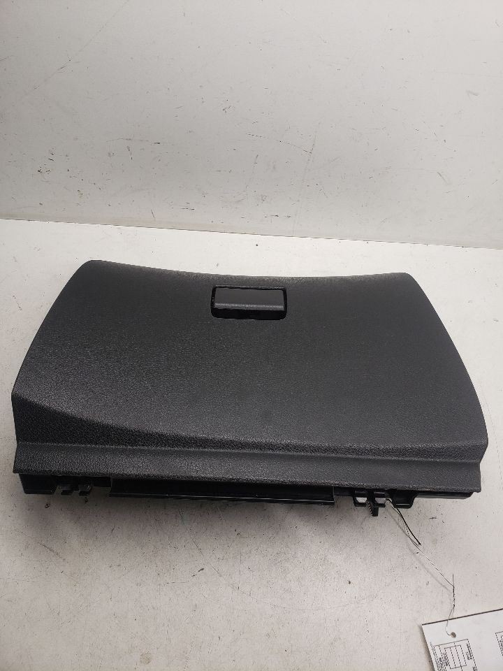 SENTRA    2015 Glove Box 1433714