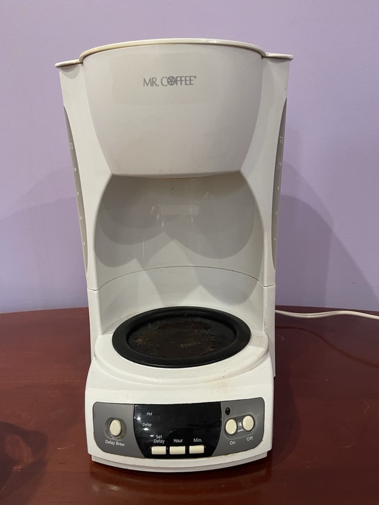 mr. coffee 12-cup programmable coffee maker, White