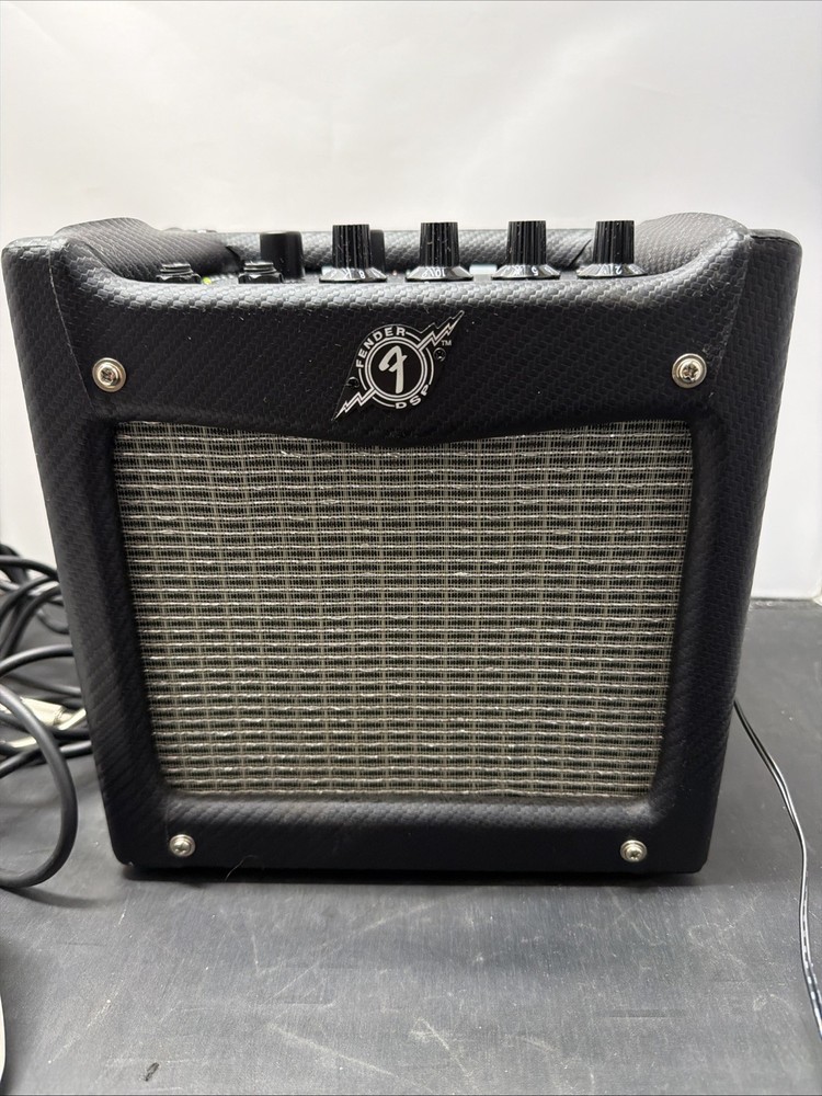 Fender Mustang Mini PR-1198 1