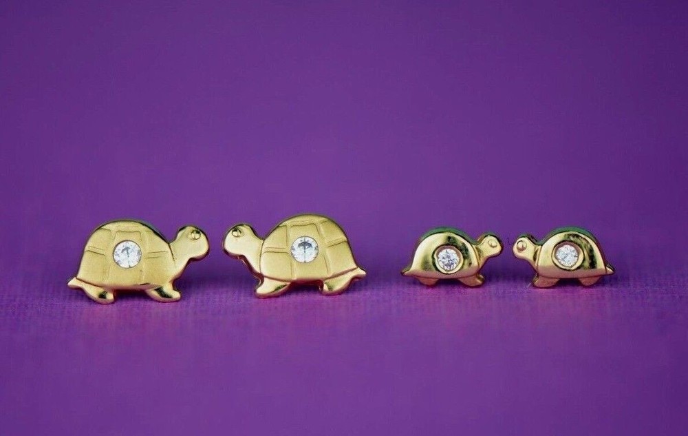 14k Yellow Gold CZ Turtle Stud Earrings