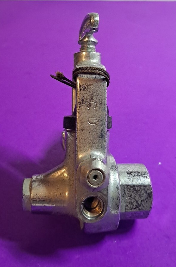 Vintage Waterlung First Stage Regulator Yoke