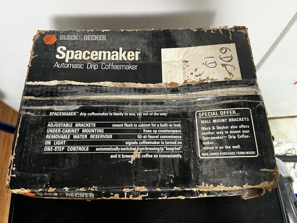 Black & Decker Spacemaker Automatic Drip Coffeemaker SDC 1D Brand New