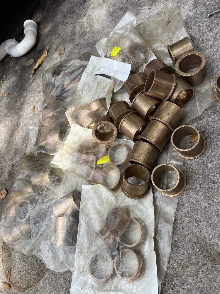 Bronze bushing mixed lot