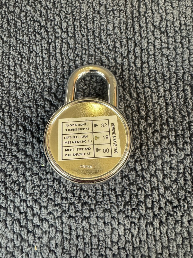 Brinks 172-49006 Dial Combination Padlock, 48mm black dial