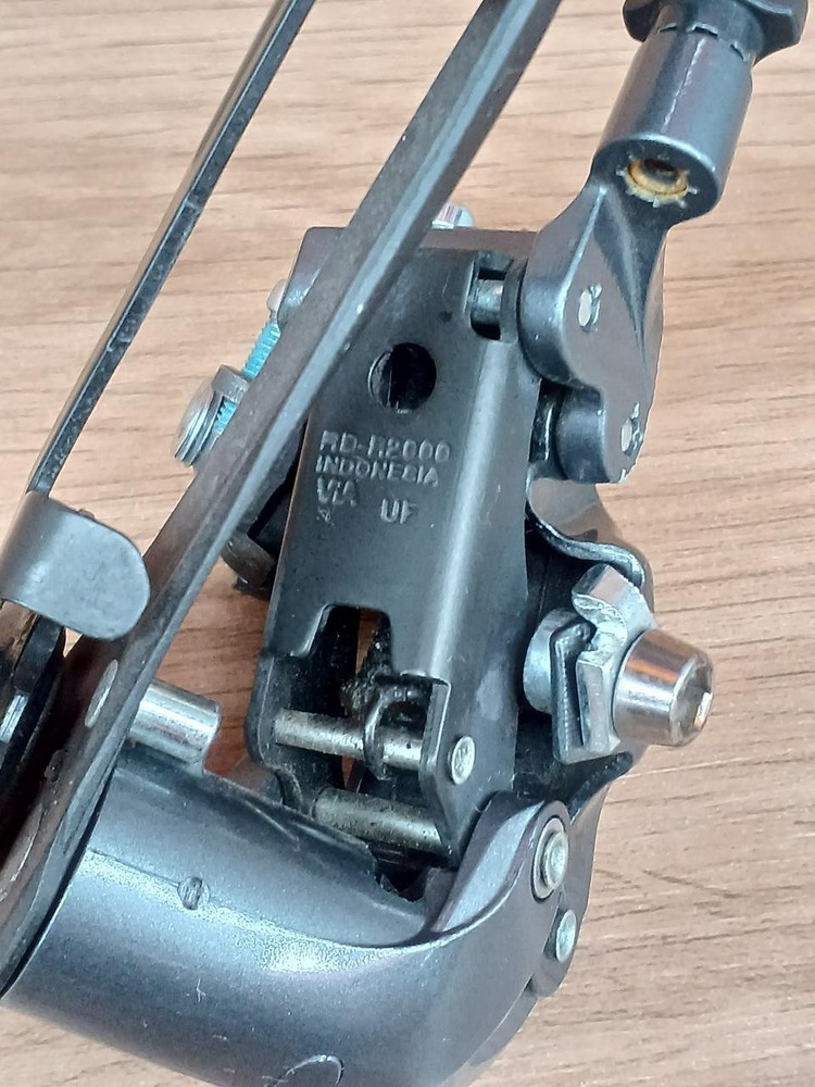 RD-R2000 Rear Derailleur