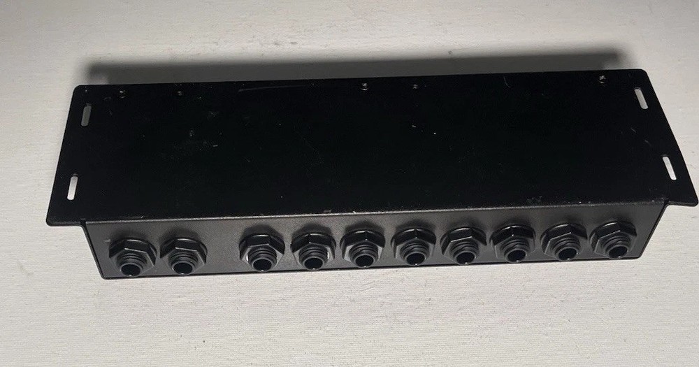 Voodoo Lab Control Switcher Pedalboard Looper — AS IS