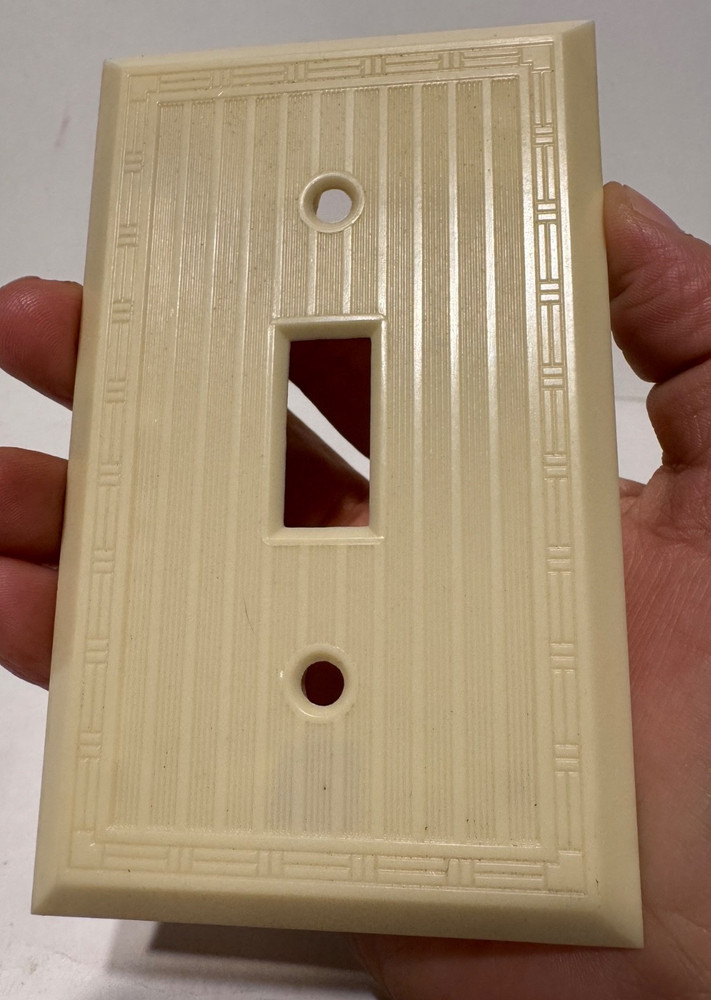 Vintage Single Switch Ivory Bakelite Wall Cover Plate