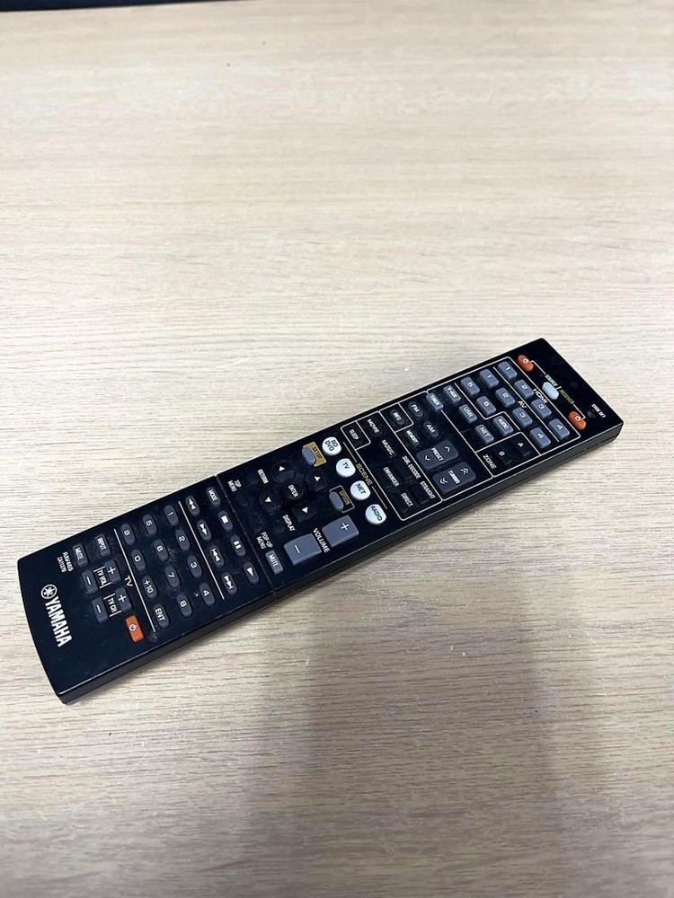 YAMAHA Audio Remote Control RAV465 ZA11370 (without cover)