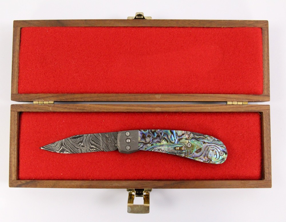 Perry Wingo Custom Linerlock Damascus Abalone Folding Knife