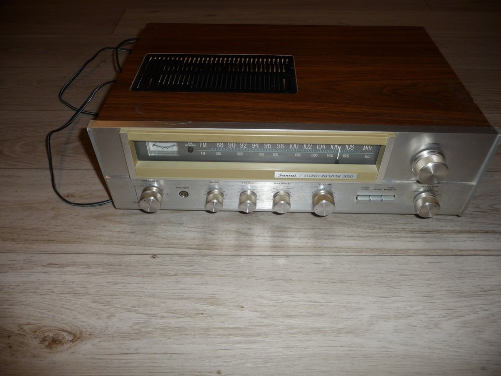 Sansui 2020 Receiver  UNTESTED AS IS