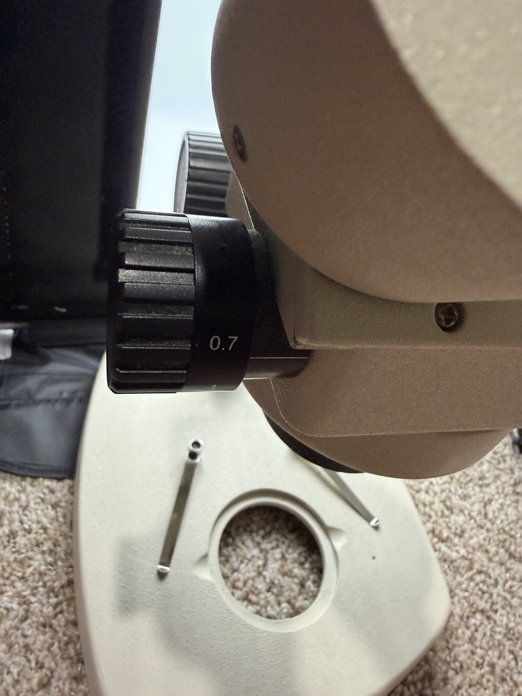 Binocular Stereo Microscope Upright WF10X Adjustable Zoom 0.7x-4.5x