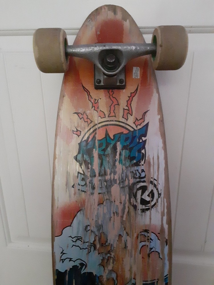 Longboard with No Grip