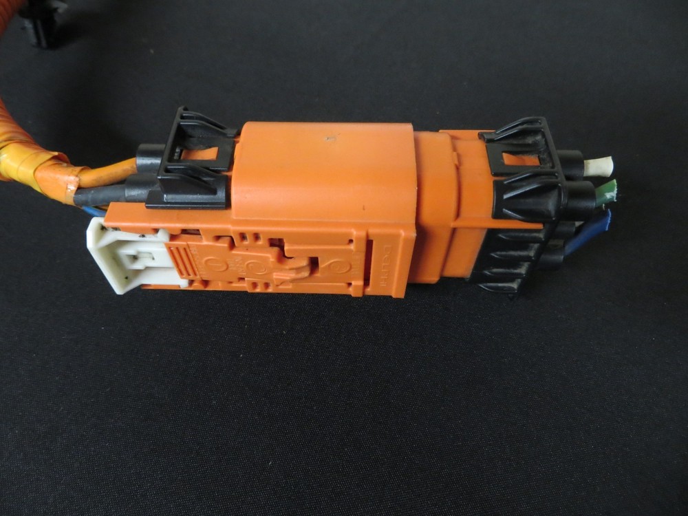 2016-2019 Chevrolet Volt - Charging Port