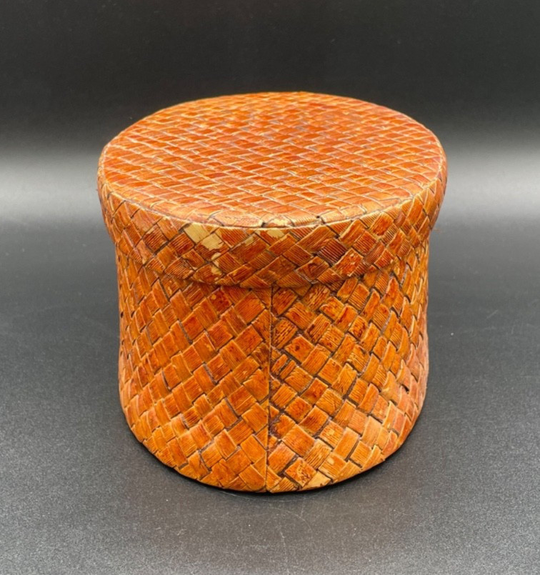 Woven Rattan Nesting Oval Boxes/Baskets With Lids, Set of 2,