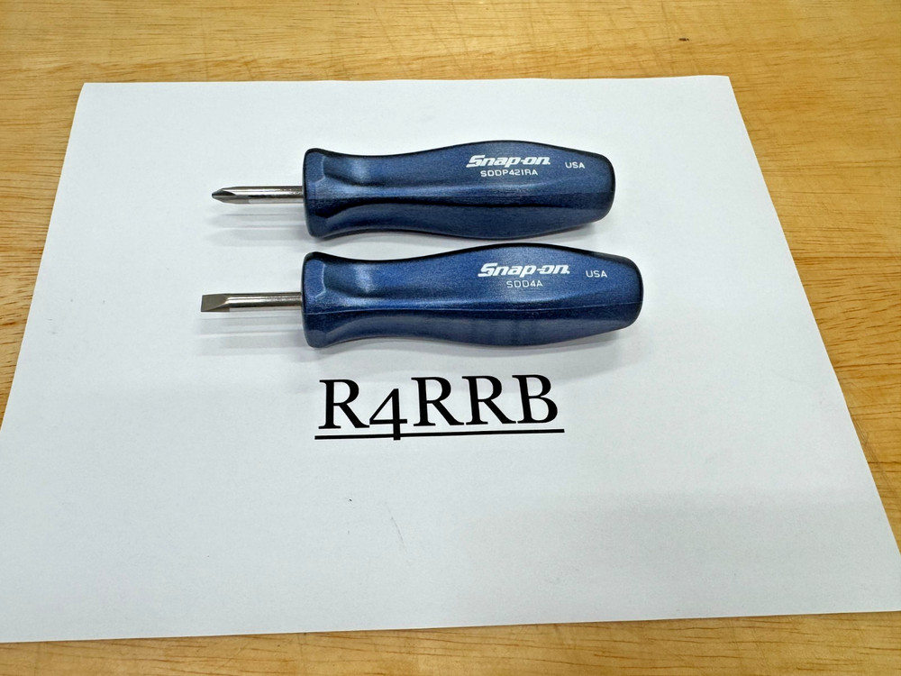 Snap-on Tools RARE POWER BLUE 2pc Hard Standard Handle Stubby Screwdriver Set