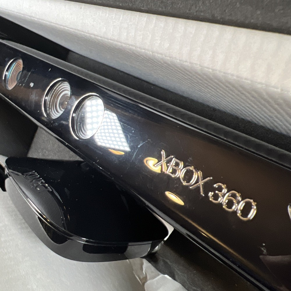 Microsoft Xbox 360 Kinect Sensor With Box No Game Tested