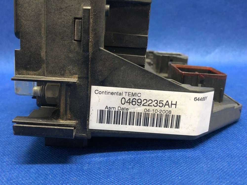 08 DODGE NITRO TIPM FUSEBOX FUSE BOX CONTROL MODULE BCM 04692235AH