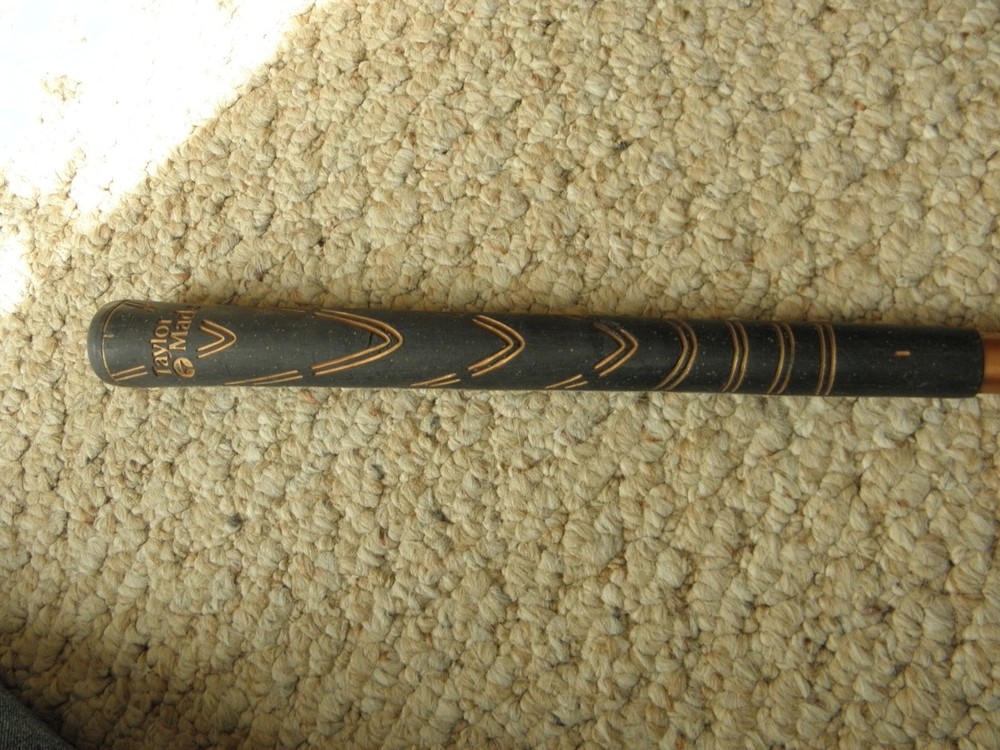 Men right handed extra stilff Bubble graphite Taylor Made 9.5 degree Driver